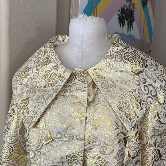 Barbie x Unique Vintage Evening Splendour Brocade Coat w/Faux Fur NWT - Picture 6 of 15